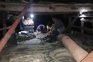 Quảng Nam: Bắt quả tang tàu hút cát lậu trên sông Yên