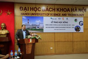 Trao 15 suất “Học bổng Năng lượng Tương lai AES-VCM”