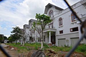 TPHCM: Hàng loạt biệt thự bạc tỷ thành nơi "ngả lưng" của con nghiện