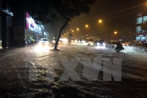 Lập "kịch bản" chống ngập cho Thủ đô trong cơn bão số 10