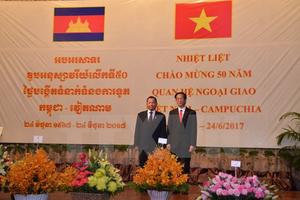 Thủ tướng Hun Sen ghi nhận sự phát triển quan hệ Campuchia-Việt Nam