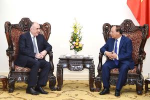 Thủ tướng Nguyễn Xuân Phúc tiếp Bộ trưởng Ngoại giao Azerbaijan