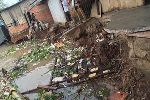 Bờ sông Hậu sạt lở, Vĩnh Long ban bố tình trạng thiên tai