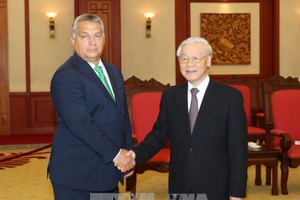 Tổng Bí thư Nguyễn Phú Trọng tiếp Thủ tướng Hungary