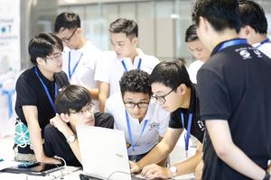 Chung kết cuộc thi cho cộng đồng khởi nghiệp “Vietnam IoT Hackathon 2017”