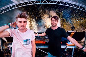 Bộ đôi DJ người Mỹ biểu diễn tại TP Hồ Chí Minh