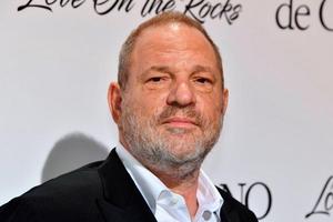Nhà sản xuất quyền lực Hollywood bị sa thải vì quấy rối nữ diễn viên