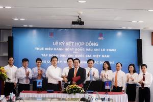 PVN và PVEP ký hợp đồng thuê điều hành hoạt động dầu khí Lô 01&02