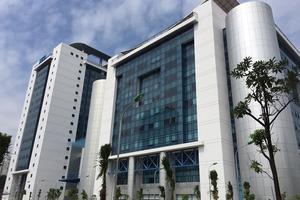 Trường Kinh tế Quốc dân tạm dừng trao bằng tiến sĩ cho 1 nghiên cứu sinh