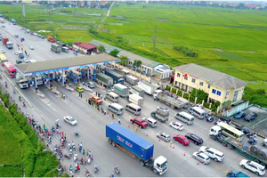 Bộ trưởng Giao thông “dọa” dừng dự án BOT chậm thu phí tự động