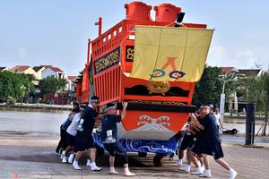 Hội An dọn sạch bùn, tổng duyệt chương trình đón APEC