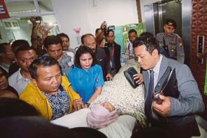 Chủ tịch Quốc hội Indonesia nhập viện để… tránh án