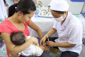 Hà Nội: Tăng tần suất tiêm chủng lên 4 lần/tháng