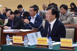 Phó Thủ tướng Trịnh Đình Dũng dự Hội nghị Vật liệu xây dựng toàn quốc