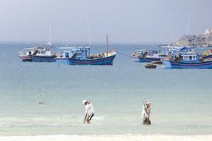 Kiểm soát chặt chẽ quá trình san nền cảng Vĩnh Tân