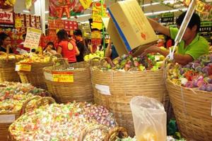 Làm thế nào để lựa chọn thực phẩm, bánh kẹo an toàn trong dịp Tết