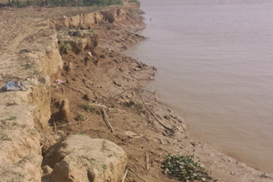 Thanh Hóa: Cát tặc “đục khoét” lòng sông, chính quyền bị vô hiệu hóa?