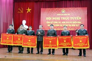 Hơn 100 cá nhân không giữ chức vụ lãnh đạo được khen thưởng