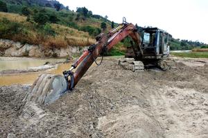 Kon Tum: “Cát, đá tặc” lộng hành, chính quyền bất lực?