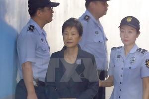 Tòa án Hàn Quốc tăng mức án phạt 2 trợ lý của cựu Tổng thống Park