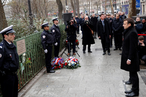 Tưởng niệm 3 năm vụ tấn công đẫm máu tạp chí Charlie Hebdo