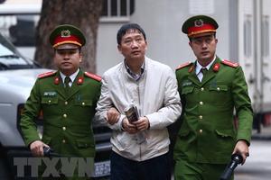Xử Trịnh Xuân Thanh: Tòa đột ngột tạm nghỉ, xác minh lại 19 tỷ