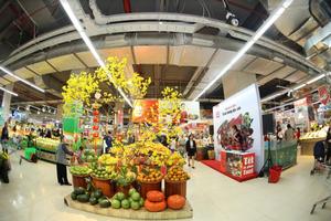 VinMart hỗ trợ địa điểm bán hoa, cây cảnh Tết