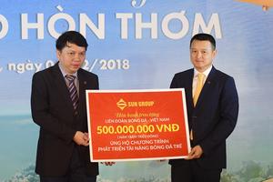 Sun Group trao thưởng cho đội tuyển U23 Việt Nam và VFF