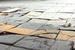 Thanh tra Hà Nội chỉ ra loạt sai phạm vụ đá vỉa hè "bền vững 70 năm"