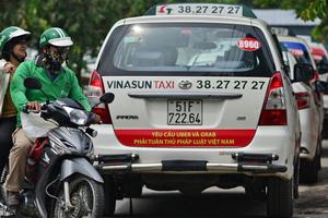 Trước ngày hầu tòa, Grab nói cáo buộc của Vinasun chưa thuyết phục