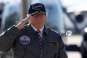 Trump bị chỉ trích vì đề xuất duyệt binh