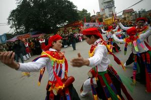 Khi trượng phu hóa “Con đĩ đánh Bồng”