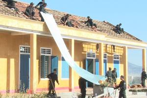 “Đứng dậy” sau sự cố ô nhiễm môi trường biển và bão số 10