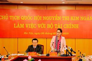 Chủ tịch Quốc hội Nguyễn Thị Kim Ngân làm việc với Bộ Tài chính