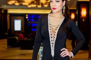 Trương Ngọc Ánh U50 vẫn sexy không ngờ