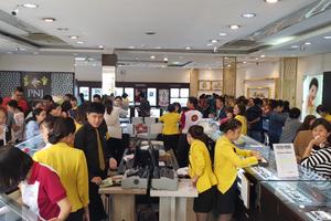 Sau ngày Thần Tài giá vàng giảm sâu