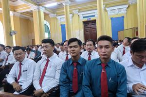 Tòa tuyên bố tạm dừng để bổ sung chứng cứ