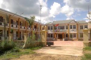 “Mập mờ” nhiều khoản chi...