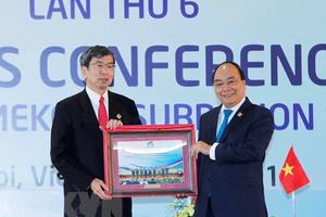 Thủ tướng Nguyễn Xuân Phúc và Chủ tịch ADB chủ trì họp báo quốc tế