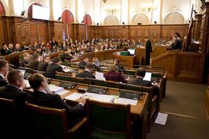 Latvia chậm thi hành chính sách chống rửa tiền