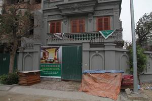 Tháo dỡ phần sai phép biệt thự của cựu Cục trưởng Nguyễn Thanh Hóa