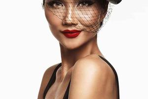 Nhan sắc ấn tượng của Hoa hậu H'Hen Niê trong bộ ảnh cực chất 