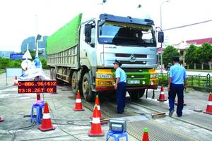 Thanh tra giao thông phát hiện 1.527 xe vi phạm