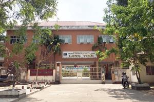 Cô giáo không giảng bài khi lên lớp bị đình chỉ công tác