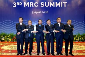 Thủ tướng kết thúc chuyến tham dự MRC lần thứ 3