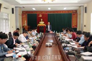 Than Mông Dương “ngập đầu” trong nợ