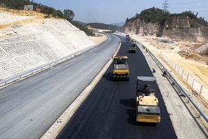 Quảng Ninh: Sẵn sàng cho Đặc khu kinh tế Vân Đồn “cất cánh”...