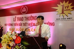 Khách hàng thứ 2 của Agribank nhận giải tiết kiệm linh hoạt 1 tỷ đồng