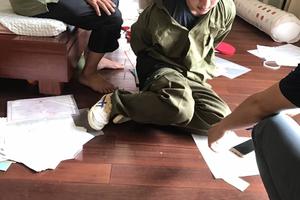 Thông tin bước đầu vụ tên cướp uy hiếp 4 con tin cướp tài sản