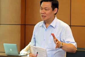 Chính phủ “phản biện” nhận định động lực tăng trưởng phụ thuộc dầu, than